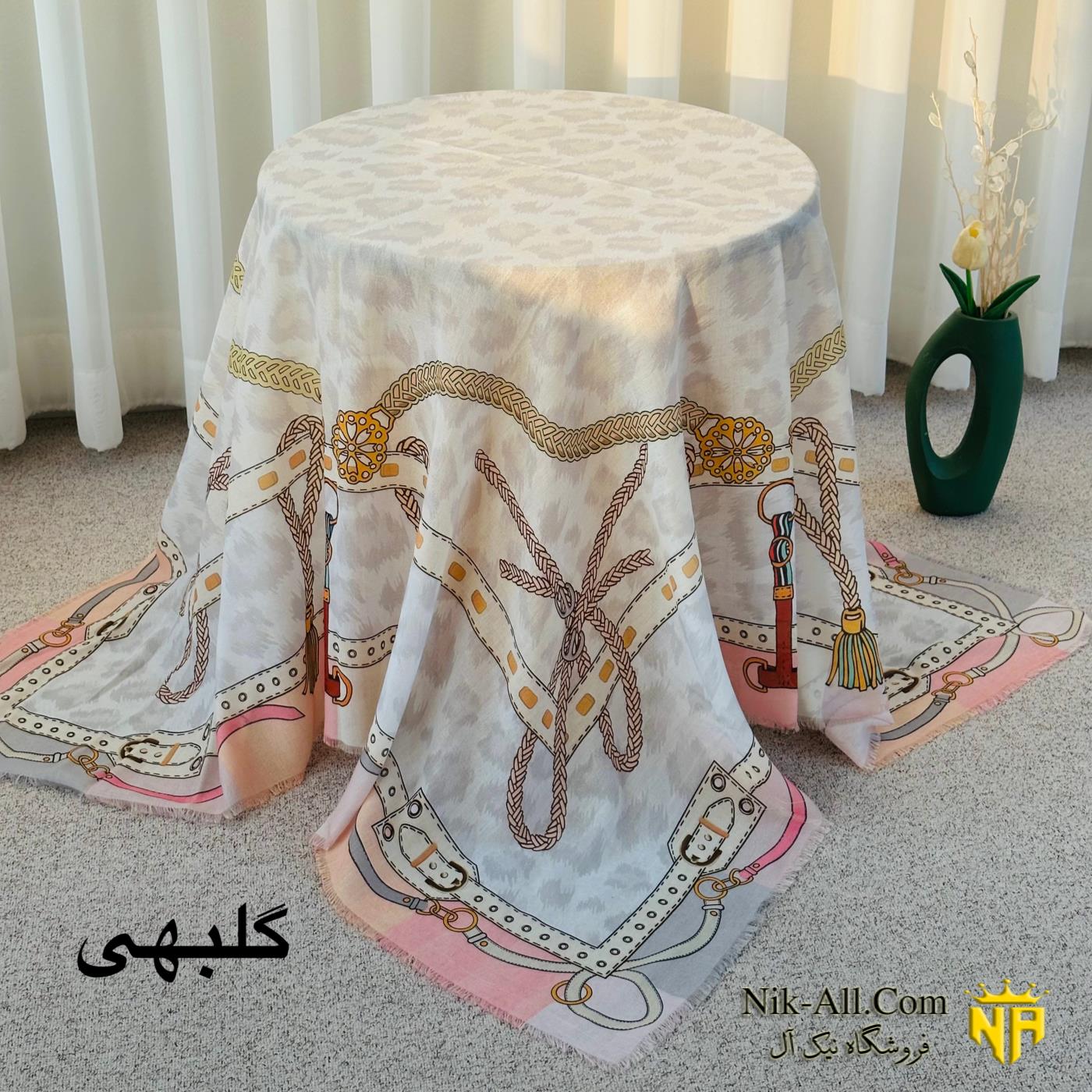 روسری منگوله ای هاتف