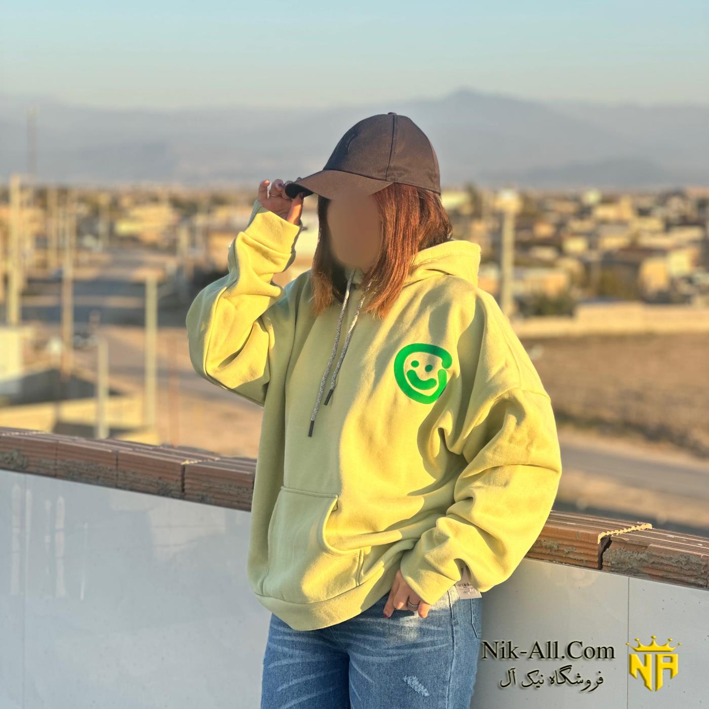 هودی دورس  لبخند 