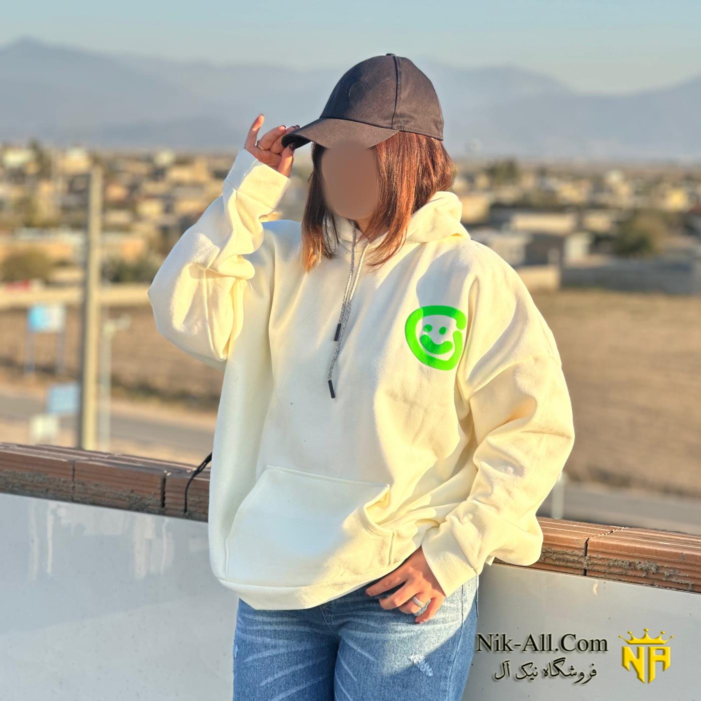 هودی دورس  لبخند 