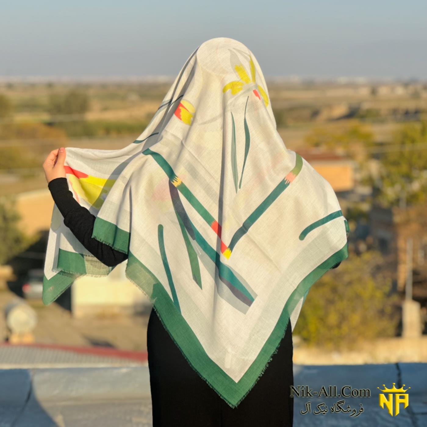 روسری ابریشمی طرح رنگین کمان 